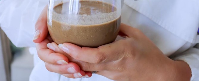 Vegan Ways To Add More Protein To Your Smoothies the modern day girlfriend