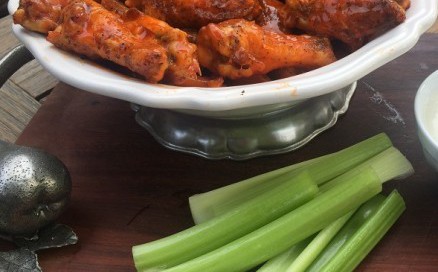 chicken-wings-e1457990016724-438x500.jpg