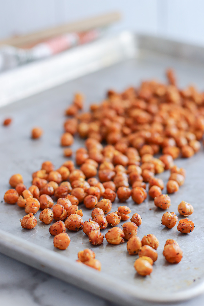 how to make your own roasted chickpeas the modern day girlfriend 