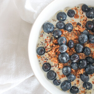 Quinoa Granola Breakfast Bowl the modern day girlfriend