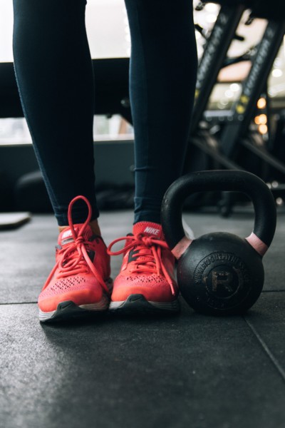 conquer your gym anxiety the modern day girlfriend 