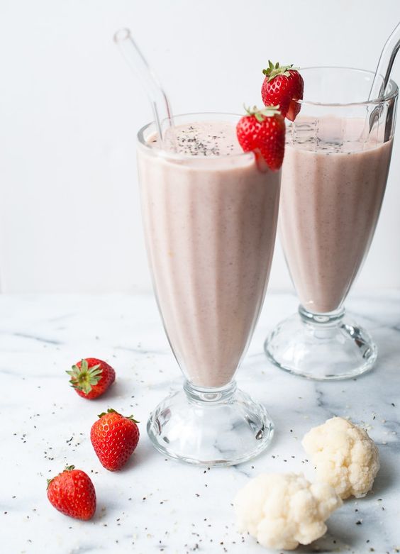 https://www.lifeisbutadish.com/strawberry-cauliflower-smoothie/